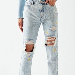 Pacsun daisy-embroidery mom jeans